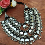 Silver look Mirror set