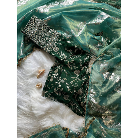 ELEGANT SAREE WITH ATTRACTIVE FOIL PRINT WORK