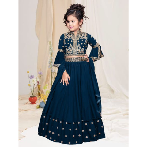 HK CREATION Crepe Georgette with Beautiful Embroidery Work