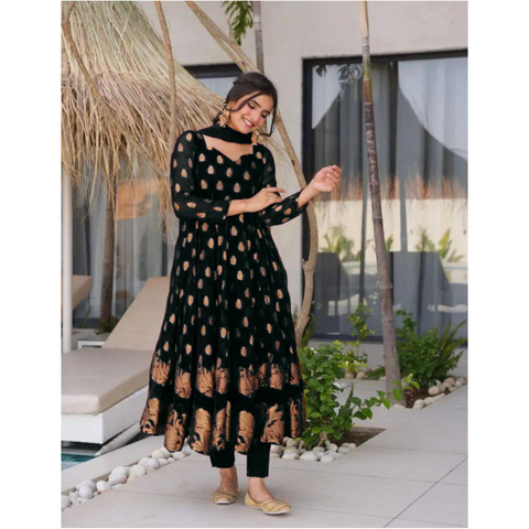 NEW ĐĚSIGNER PARTY WEAR LOOK  GOWN WITH PANT