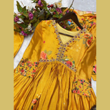 FLORAL PRINT Kurti Set