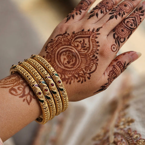 Antique Style Gold Tone Bangle Sets