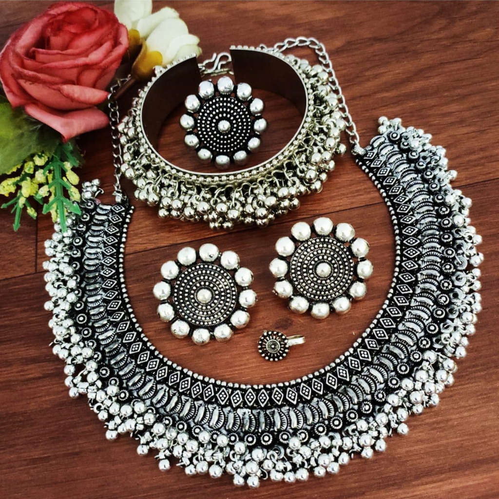 Ghungroo Choker Necklace Set